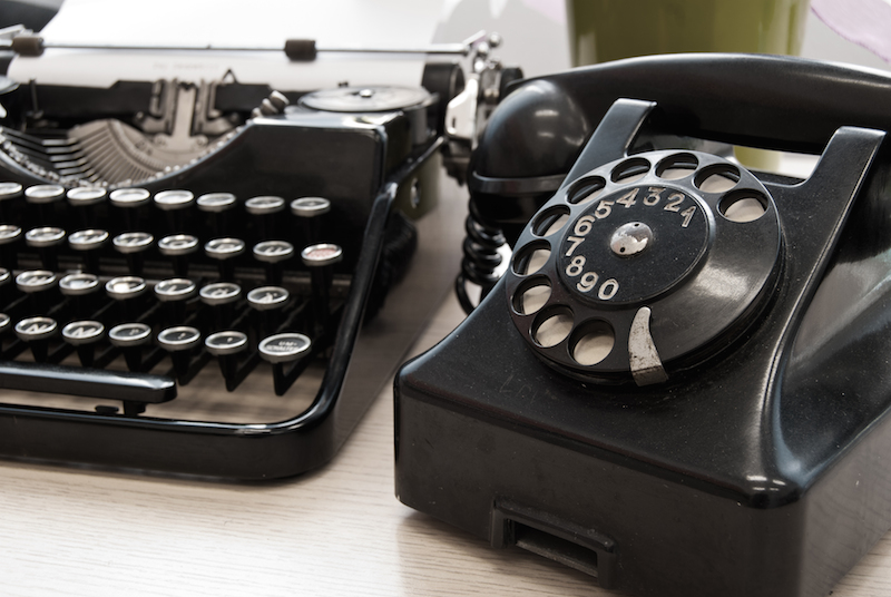 old-phone-typewriter